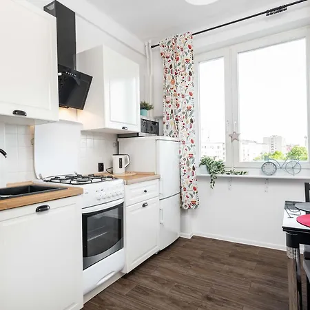 Rose Corner Rozana In The Heart Of Old Mokotow